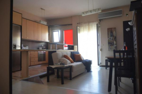 Modern apartment, 5΄ walk from central metro station